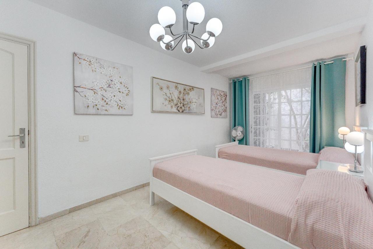 Marvelous Holiday Home - Villa La Caleta Costa Adeje  ภายนอก รูปภาพ
